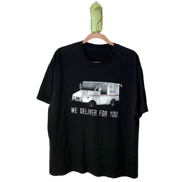 𝅺Graphic Tee USPS Mail We Deliver For You Black - Picture 1 of 4